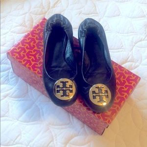 Tory Burch Classic Reva Ballet in Black/Gold